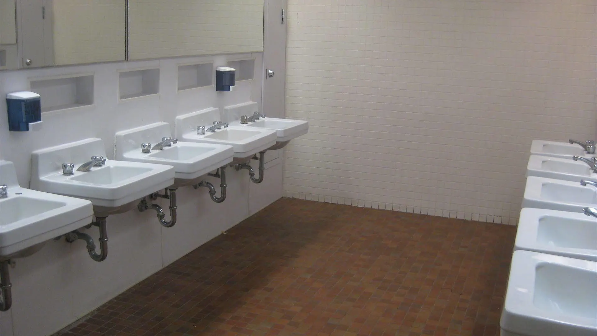 דירה University Of Toronto - New College Residence - Wilson Hall Residence קנדה